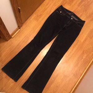 White House Black Market jeans Sz 6 Reg like new